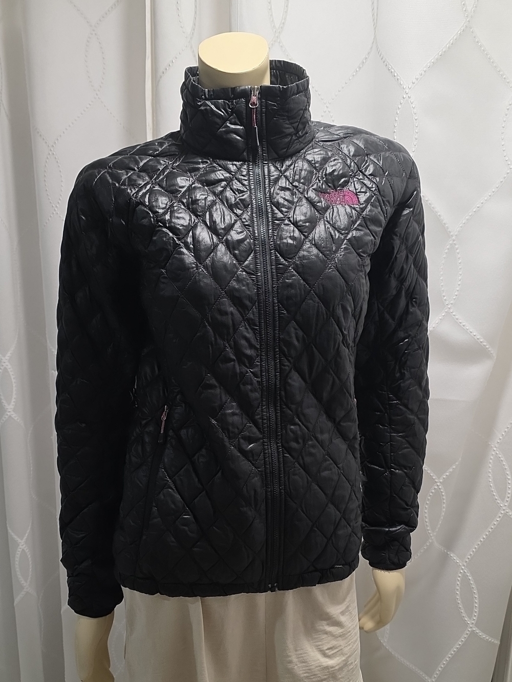 The North Face Women’s Black Quilted Puffer Jacket Pink Interior Women S